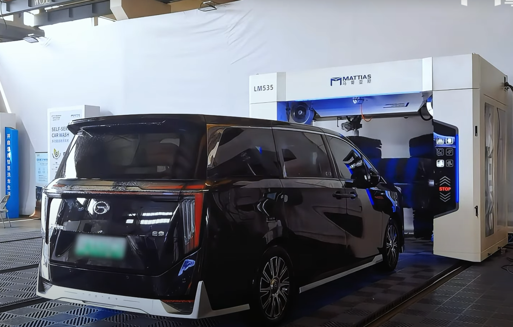 Drive Your Success With The Fastest Gantry Car Wash - M-LM535 8 Drive-Your-Success-With-The-Fastest-Gantry-Car-Wash-Machine-M-LM535