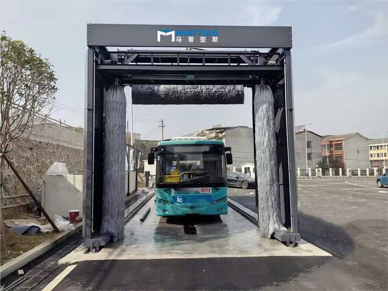 M-BS0300Y bus wash machine