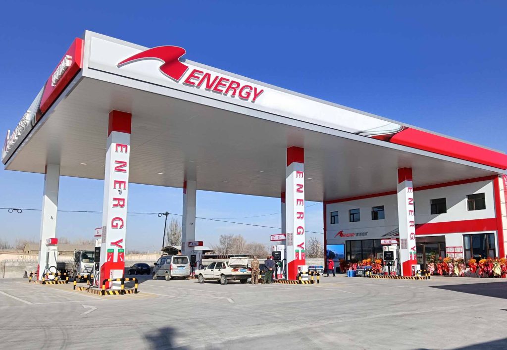 How Gas Stations Can Boost Fuel Sales by 30% with Automatic Car Wash Systems 1 Why Adding a Car Wash to Your Gas Station Could Be a Smart Investment for 2025