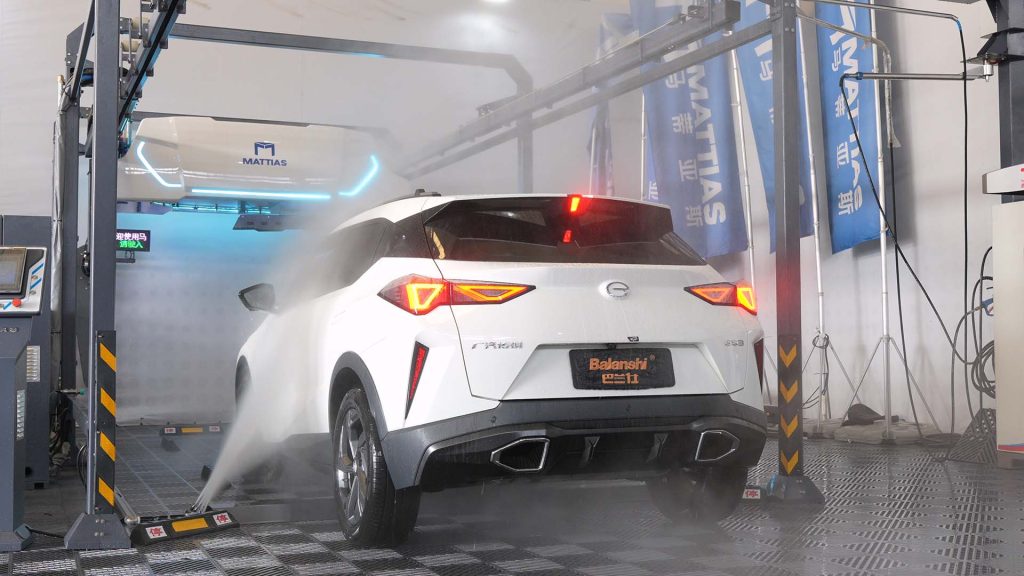 How Much Does It Cost to Build a Touchless Car Wash? 4 Chassis Wash